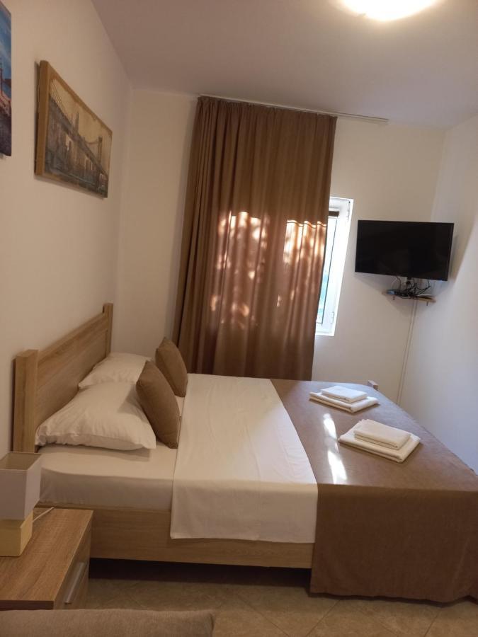 Petkovic Accommodation Tivat Phòng bức ảnh