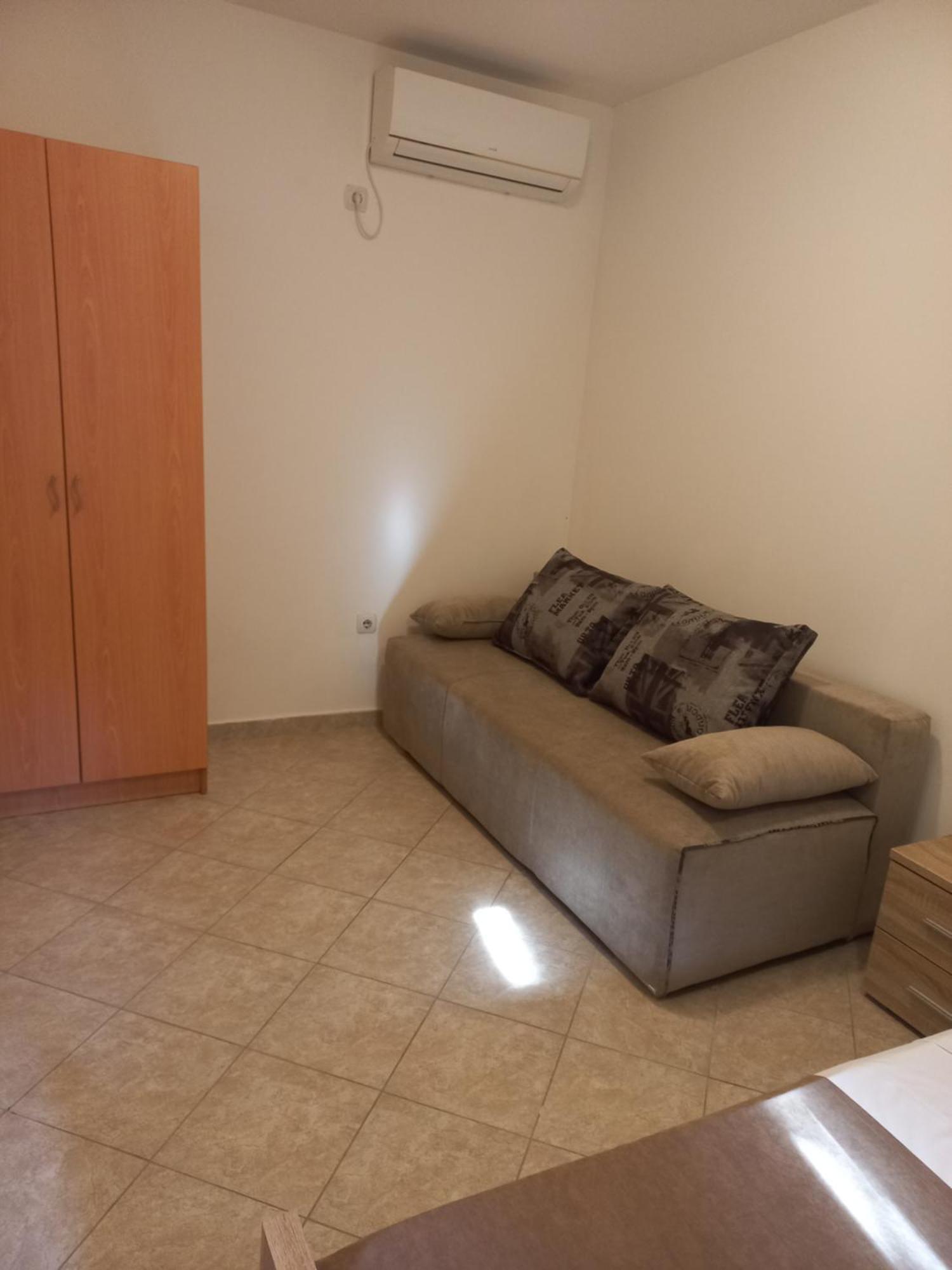 Petkovic Accommodation Tivat Phòng bức ảnh