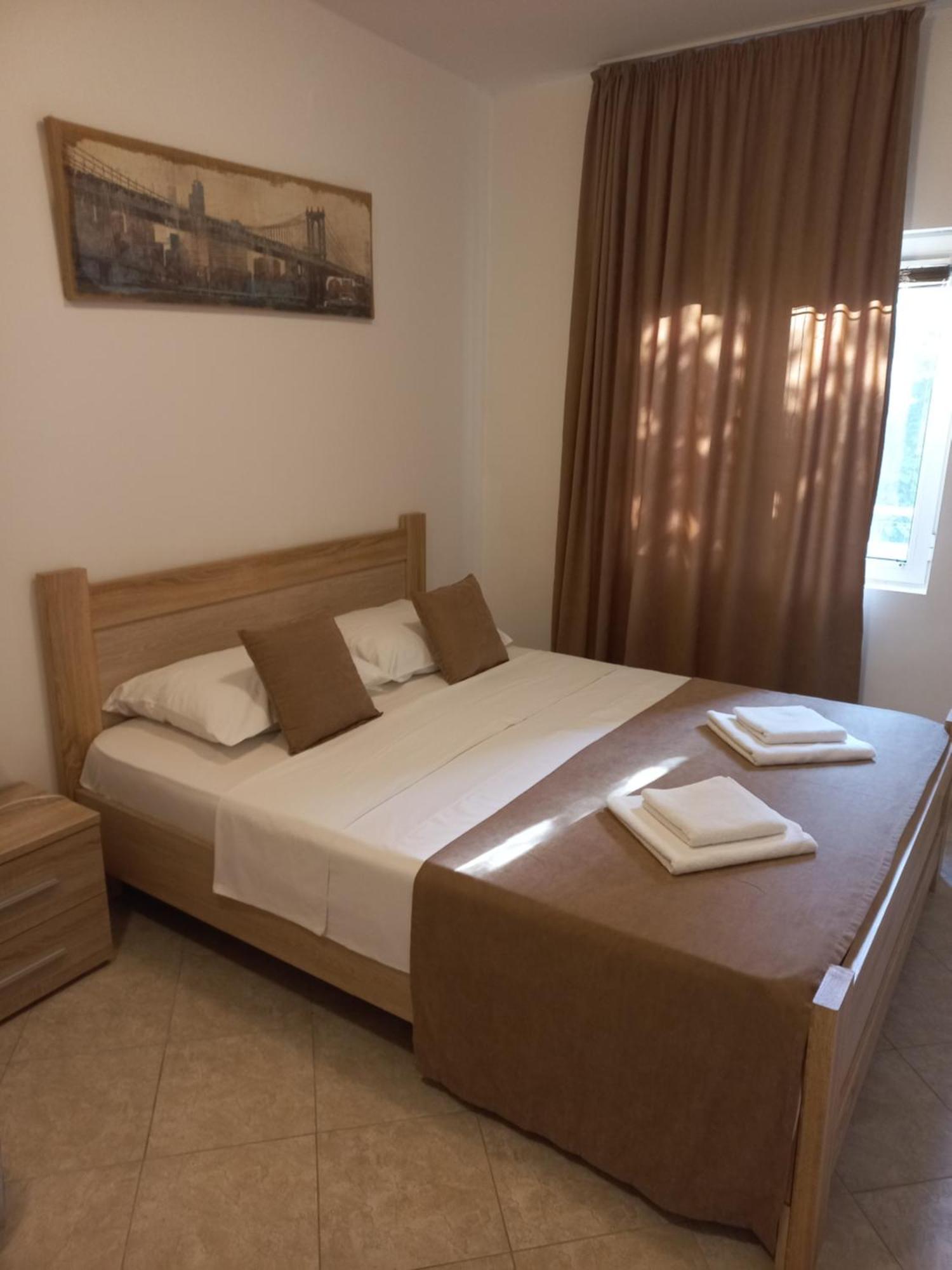 Petkovic Accommodation Tivat Phòng bức ảnh