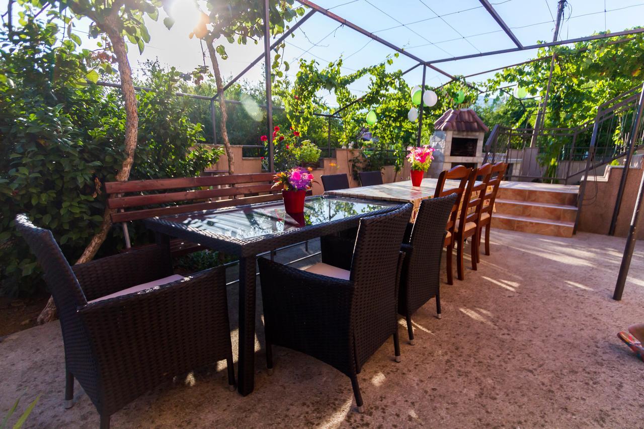 Petkovic Accommodation Tivat Ngoại thất bức ảnh
