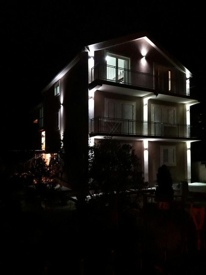 Petkovic Accommodation Tivat Ngoại thất bức ảnh